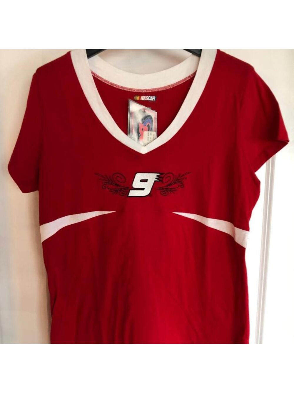 NWT Women's NASCAR for her, Kasey Kahne #9  XL V-neck Red & White Shirt